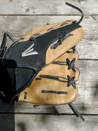 Youth 10" Easton Baseball Glove, Left Handed, Adjustable Strap