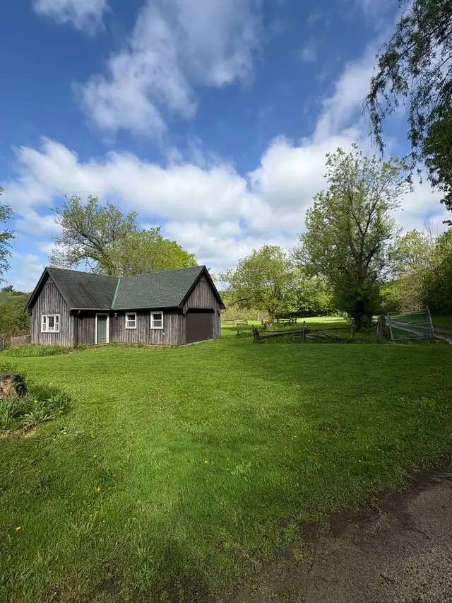Cottage by the Credit River, Terracotta - AIRB&B in Ontario in Canada - Image 5