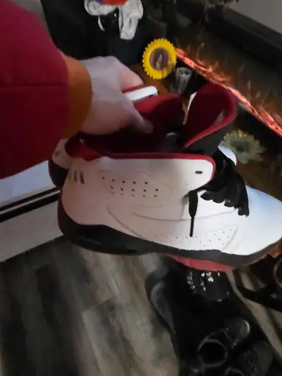 looking to trade air jordans , View more