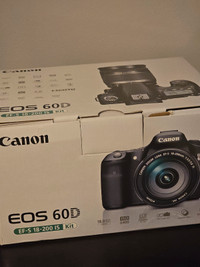 Canon 60D camera with charger and battery 