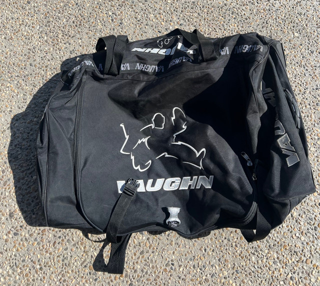 Vaughn Roller Goalie Bag in Hockey in St. Albert - Image 2