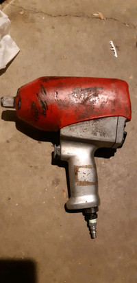 SNAP ON ¾’ AIR IMPACT WRENCH, GOOD WORKING CONDITION, $300.00