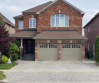 Stunning Detached 4+3 Bdrm Home Located in Churchill Meadows