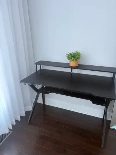 Bureau à vendre, View more