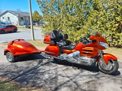 2003 honda goldwing well maintained with voyager vxl 3 trailer. Progressive front mono tubes.Utopia...