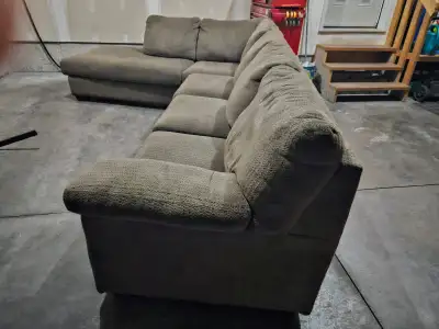 SOLD PENDING PICKUP - Corner Sectional - FREE -  Like New, View more