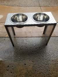 Aluminum Checker plate Raised Dog Dish Bowl/Feeding Station