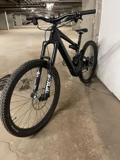 Selling my Specialized Kenevo e bike. Bought the bike last year at United, enjoyed and loved every s...
