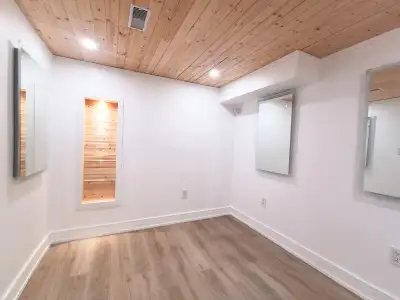 In our Personal Care Clinic we still have 2 rooms available for rent. One is a small room on ground...