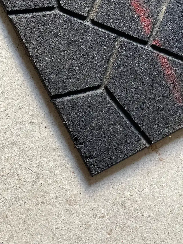 rubber pavers/tiles  in Floors & Walls in Markham / York Region - Image 6