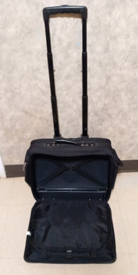 Travel bag suitcase