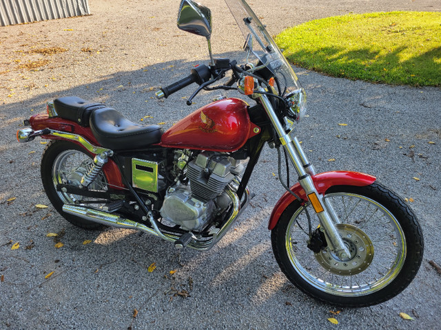 1985 HONDA REBEL. LIKE NEW. ONLY 5467 KMS. in Street, Cruisers & Choppers in St. Catharines - Image 3