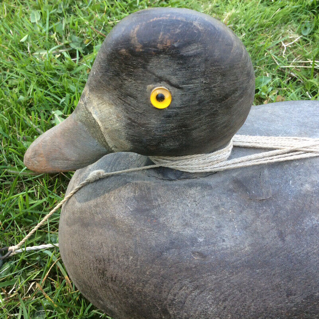 Vintage Wooden Duck Decoy in Arts & Collectibles in Ottawa
