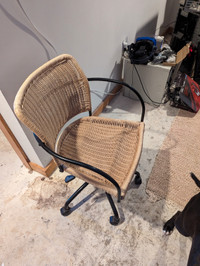 Wicker office chair, in good condition 