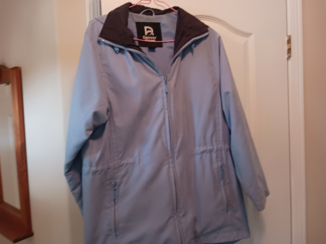 Ladies small spring jacket  in Women's - Tops & Outerwear in Barrie