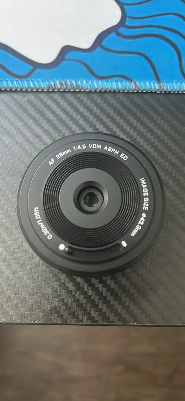 viltrox 28 mm f4.5 Sony e mount