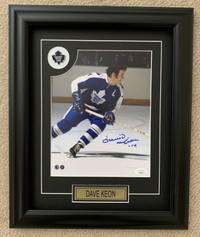 Dave Keon Signed Toronto Maple Leafs Puck Display 19x23 Frame