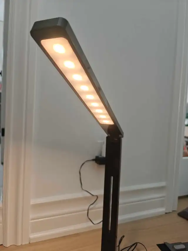 LED Table lamp477743562390906882
