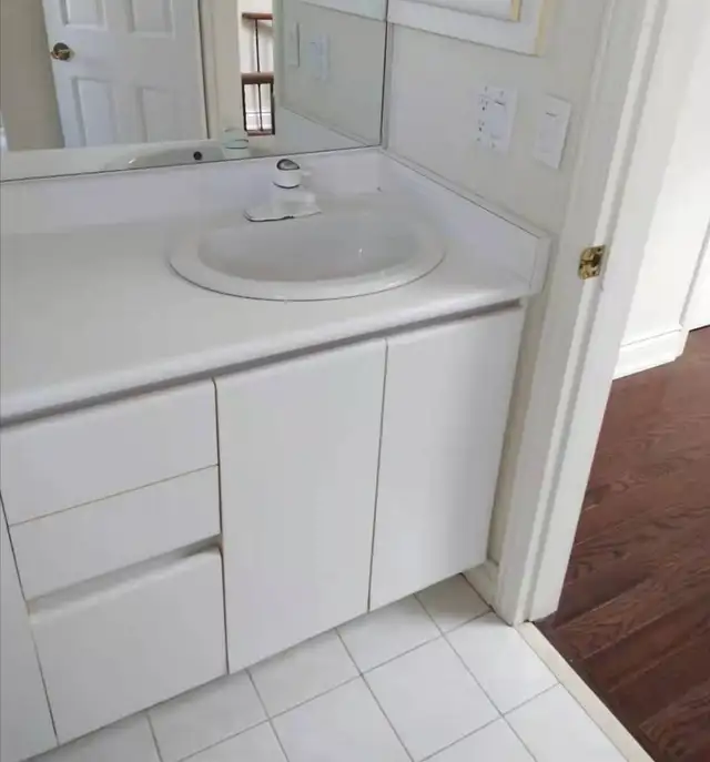 Spacious Room for Rent62865716355203122