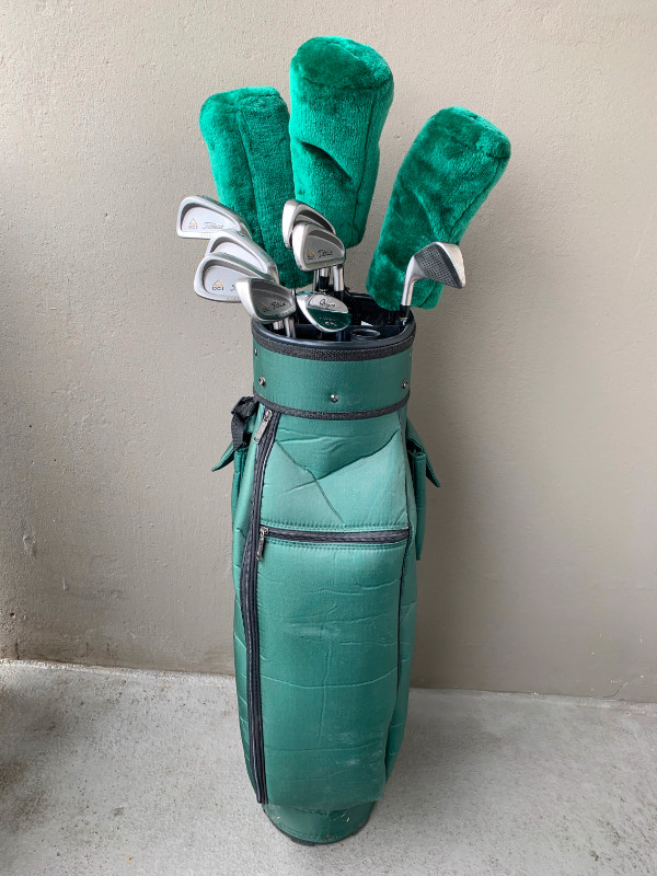Golf Club Set with Bag in Golf in City of Toronto