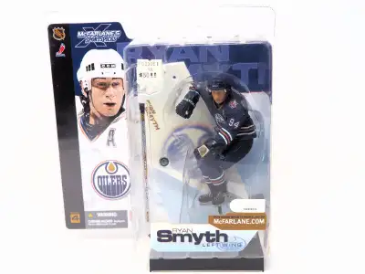 McFarlane NHL Series 4 Ryan Smyth Edmonton Oilers VARIANT!! Blue Jersey instead of White. New In Pac...