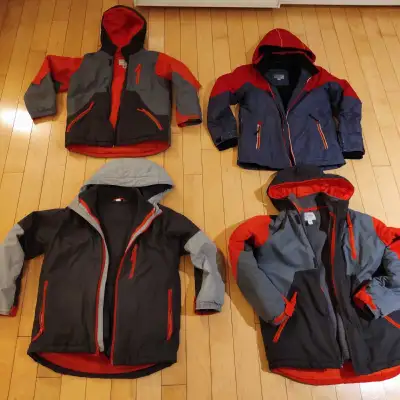 Manteaux d'hiver pour enfants. Tailles 7-8ans/10-12ans/14ans, View more