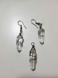 Boucles d'oreilles et pendentif cristal quartz