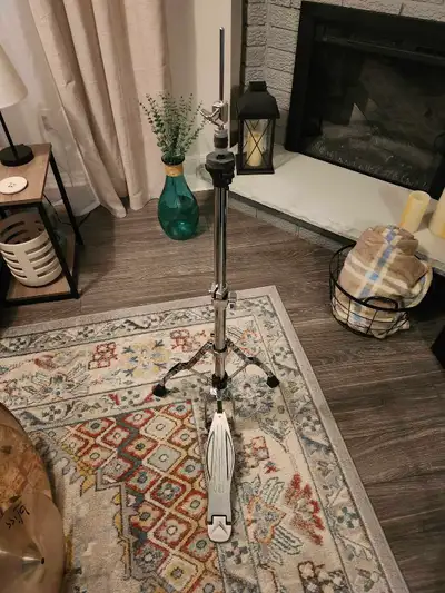 Excellent condition Tama Speed Cobra dual leg drum hi-hat stand!, View more
