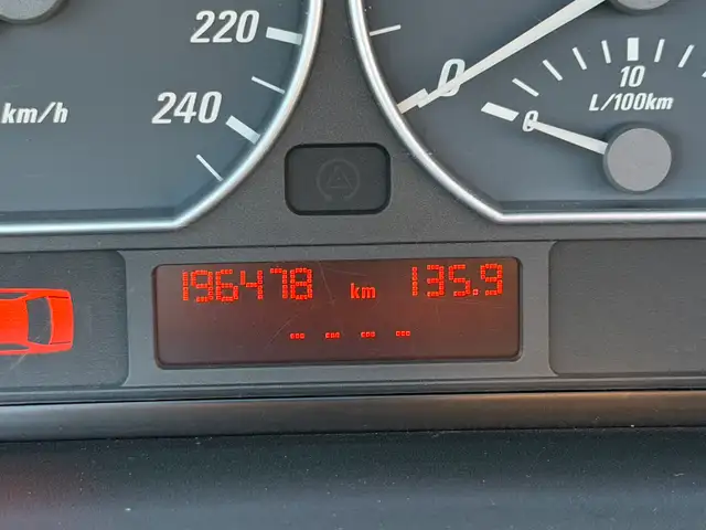 2002 BMW 330 ci537087496286392328