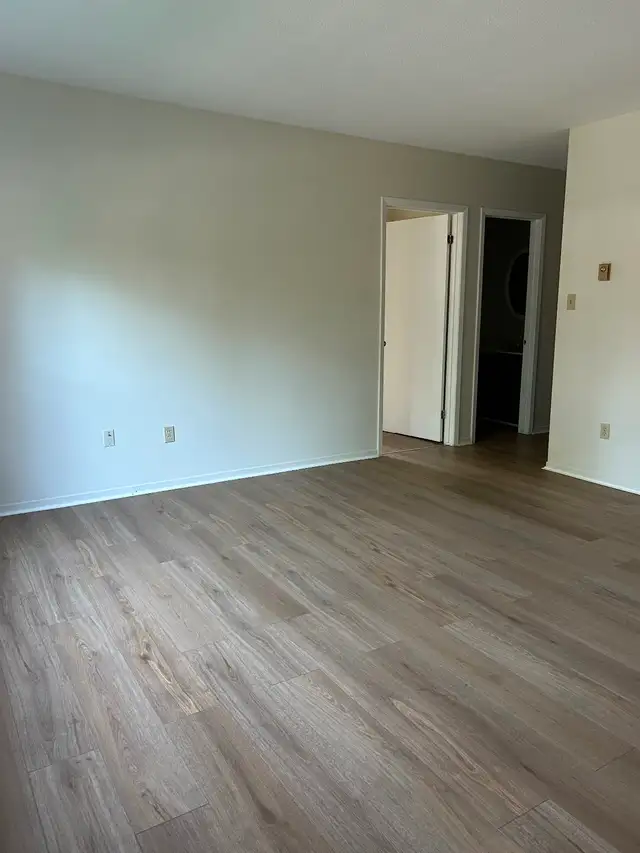 1 bedroom Apartment in Long Term Rentals in Kingston - Image 3