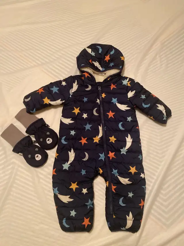 Snowsuit 9 months 