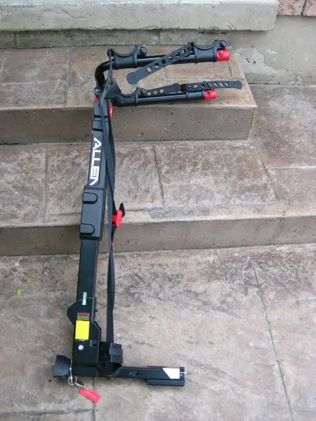 Brand New Allen Sports 2 Bike Hitch Receiver Mount Bicycle Rack dans Vêtements, chaussures et accessoires dans Kitchener / Waterloo - Image 2
