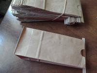 Gusseted paper storage bakery/coffee bags with foldover closure