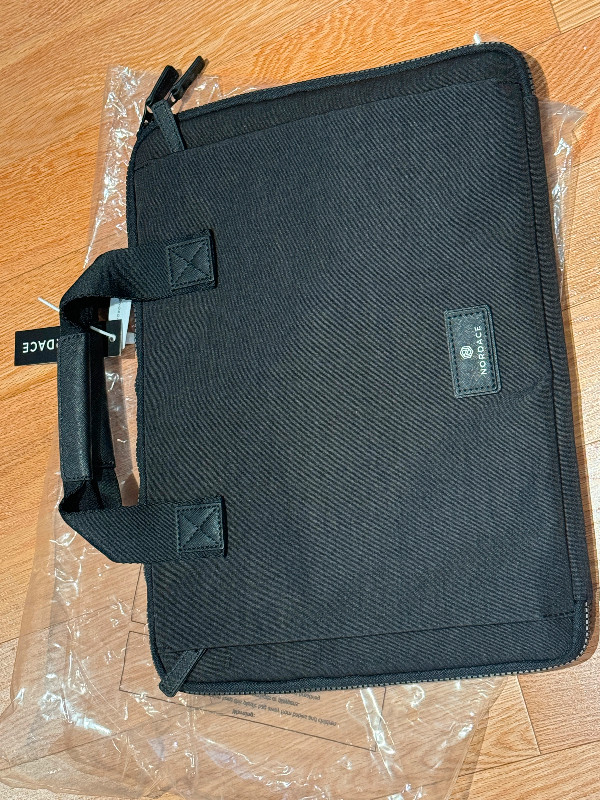 Sac ordinateur portable noir Nordace Siena II Black laptop bag dans Accessoires pour portables  à Ouest de l’Île - Image 3