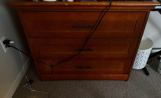 3 drawer dresser in Dressers & Wardrobes in Kitchener / Waterloo - Image 3