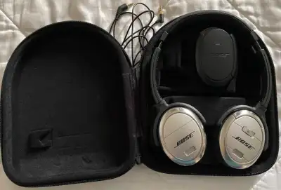 Bose QuietComfort QC3 on the ear Noise Cancelling Headphones, View more