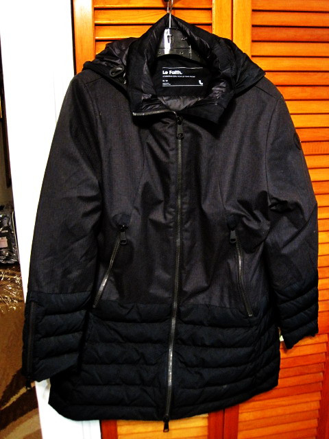 35$ - Manteau d'Hiver TG Femmes  / XL Women's Winter Coat. dans Femmes - Hauts et vêtements d'extérieur  à Ville de Montréal