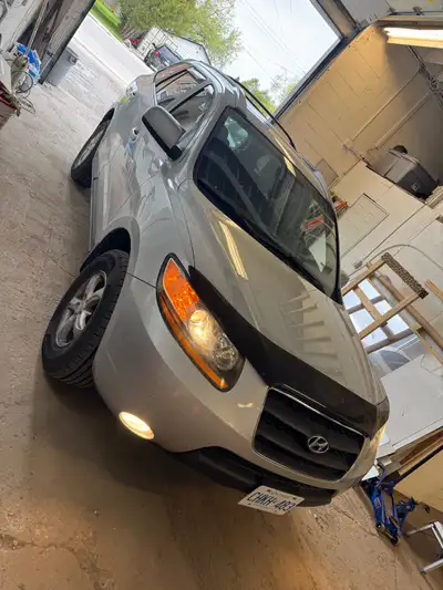 2009 Hyundai Santa Fe. Newer tires, brakes, fuel pump and wheel bearings. Car starts and runs but it...