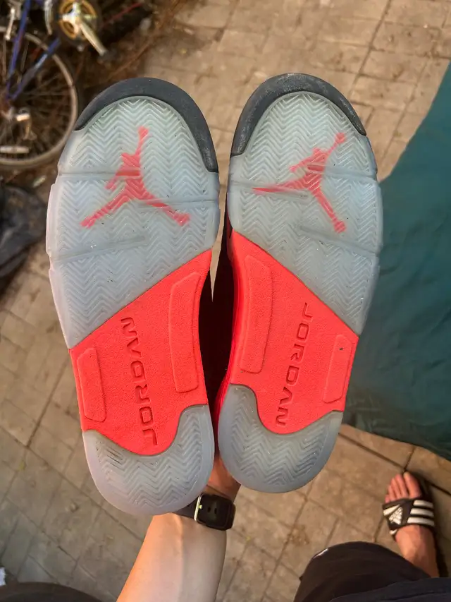 Air Jordan 5 3 Lab Black Infrared Size 9.5 in Men's Shoes in City of Toronto - Image 7