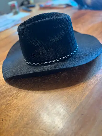 NICE BLACK MESH COWBOY HAT, UNISEX. SIZE APROX. 24" CIRCUMFERENCE. Stittsville