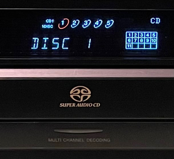 SONY SCD-CE595 Compact Disc SUPER AUDIO 5-CD Changer Player SACD in Stereo Systems & Home Theatre in Hamilton - Image 4