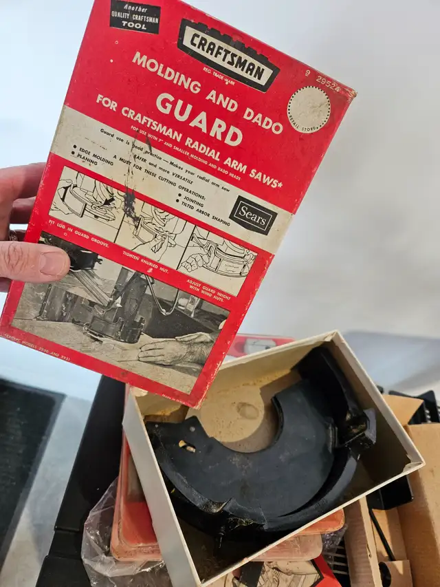 Router + Router Table in Power Tools in St. Catharines - Image 3