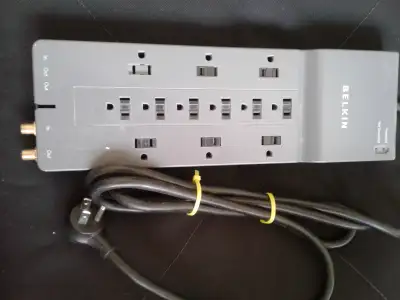 Barre de tension de protection Belkin, View more