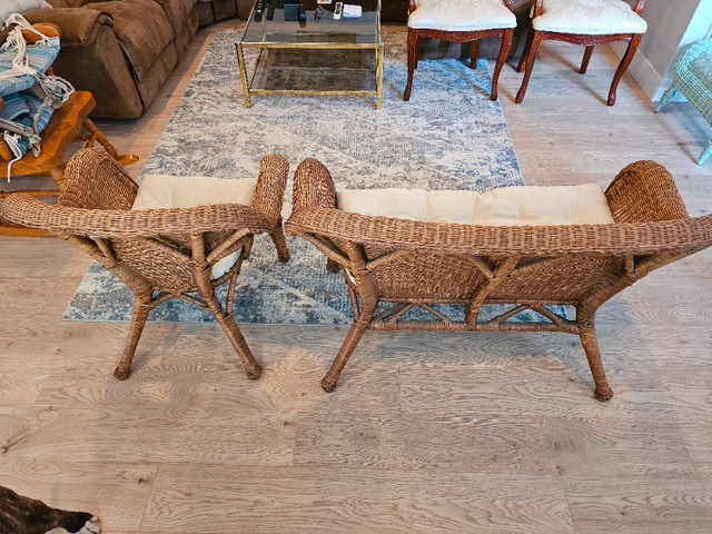 Wicker Chairs and Antique Chairs in Chairs & Recliners in Bedford - Image 3