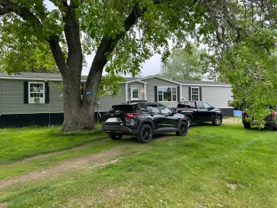MUST BE MOVED! 72’ x 16’ 2007 Kencraft mini home. 3 bedrooms, 2 full bath. One off main bedroom. Bui...