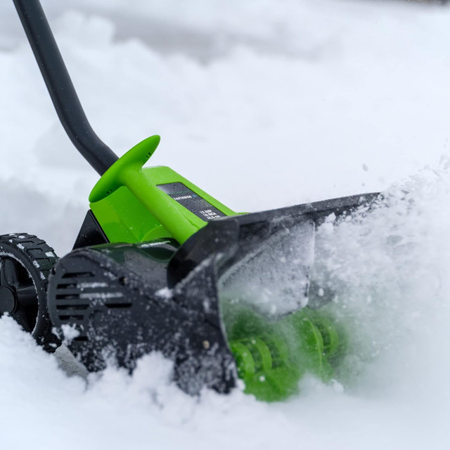 PELLE A NEIGE AVEC FIL EARTHWISE SN70016 CORDED SNOW SHOVEL dans Souffleuses à neige  à Laval/Rive Nord - Image 3