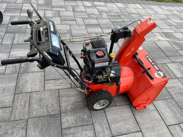 snow blower in Snowblowers in Mississauga / Peel Region - Image 2