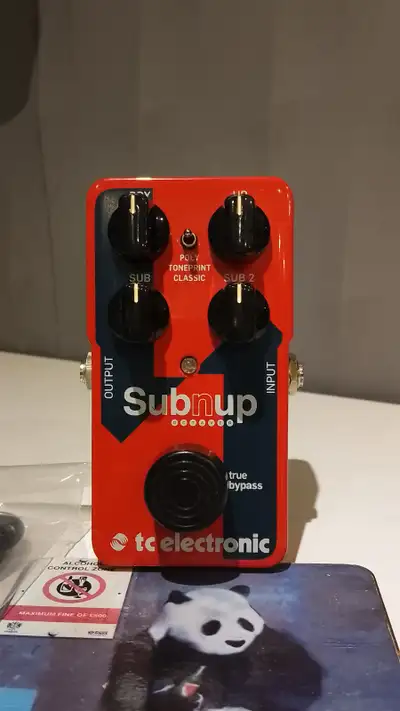 TC Electronic Sub'n'Up Octaver Pedal, View more