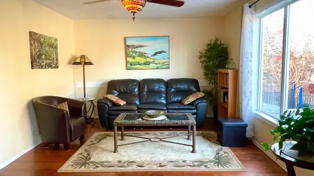 FULLY FURNISHED 3 BDRM SUITE IN SILVERWOOD FOR SHORT TERM STAYS