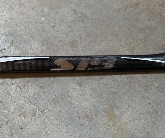 Easton S19 Hockey Stick in Hockey in Mississauga / Peel Region - Image 10